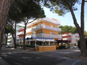 Hotel Garni Tahiti Bibione